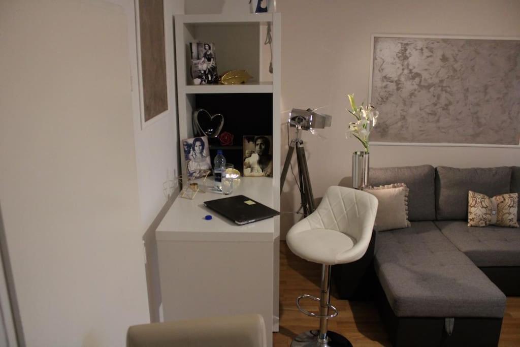 12-Fratelli Apartments Schloss Schonbrunn 10 To City Βιέννη Εξωτερικό φωτογραφία